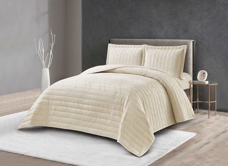 Lavella Hale Bedsprei Set 3-delig - Beige - 260x240cm