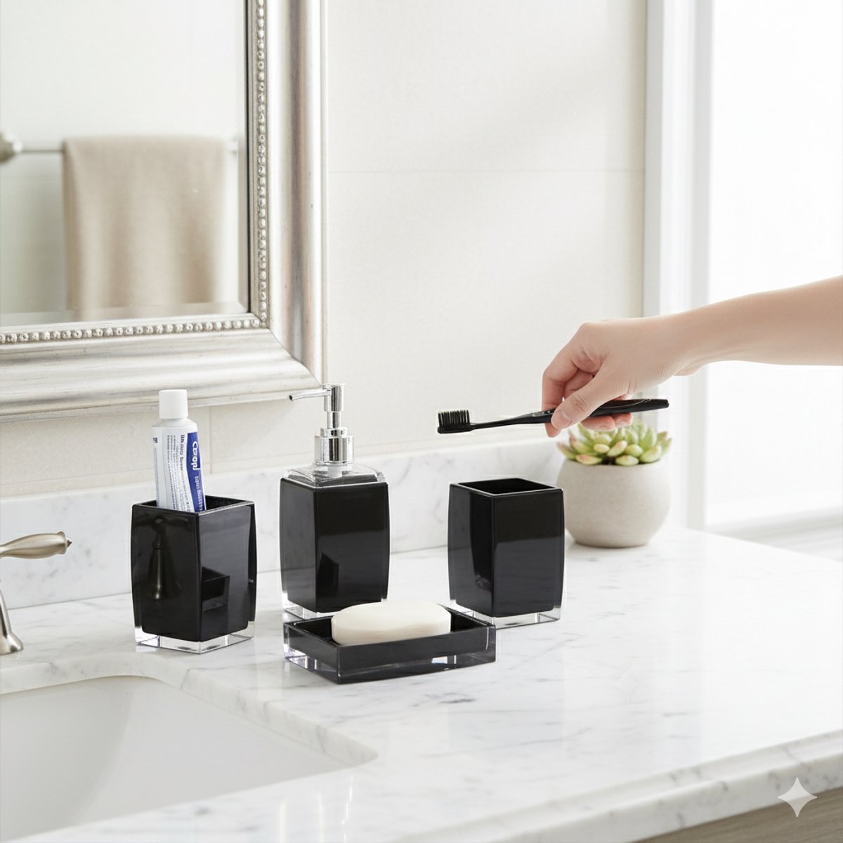 Cheffinger Badkameraccessoireset - 4 - delig - Zwart - Zeepdispenser - Tandenborstelbeker - Zeepbakje - Beker - TEKZEN