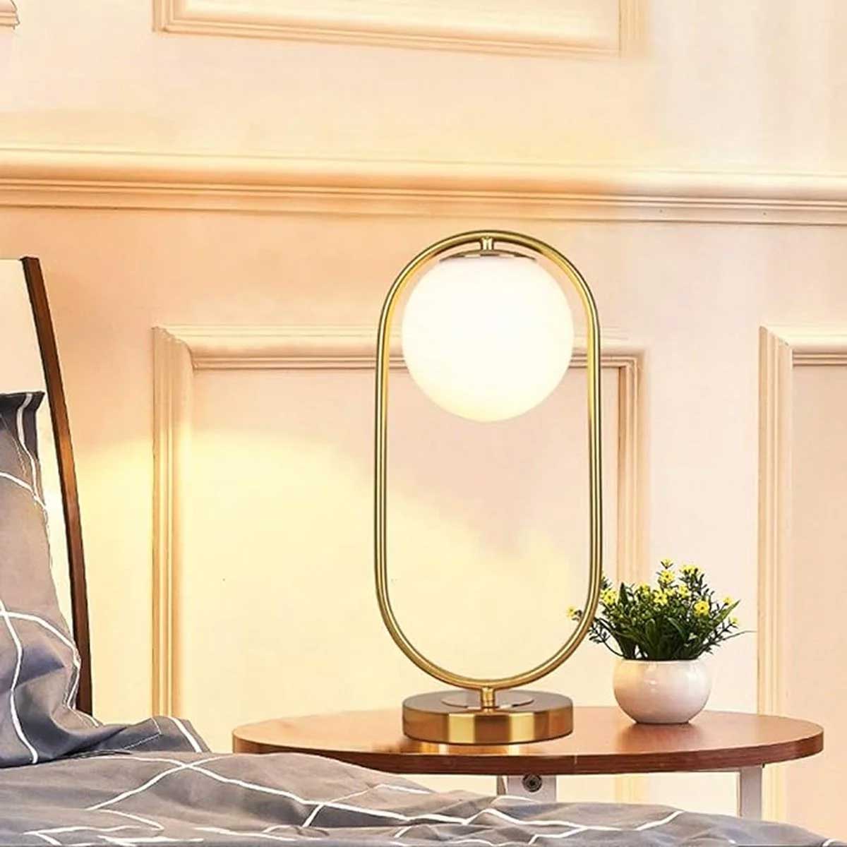 Kadirelli Industriële Tafellamp - 1x E14 - 40W - Wit/Goud - Luxe Goudenlamp - TEKZEN