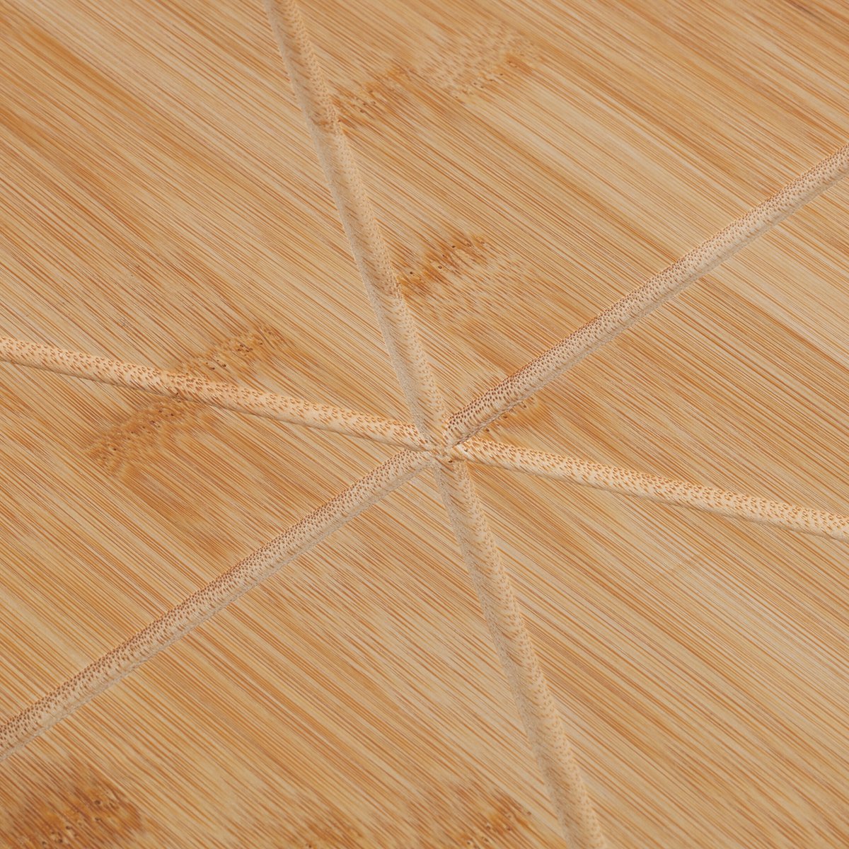 Kadirelli Pizzaplank met Pizzasnijder – Bamboe – 34 cm – Serveerplank met Handvat - TEKZEN