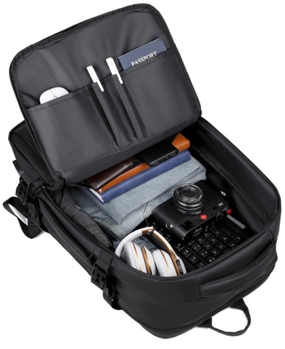 Hauskraft Rugzak met USB-Poort - Zwart - Rugzak voor Reizen - Reistas Handbagage - Reis Backpack - Rugtas Heren en Dames