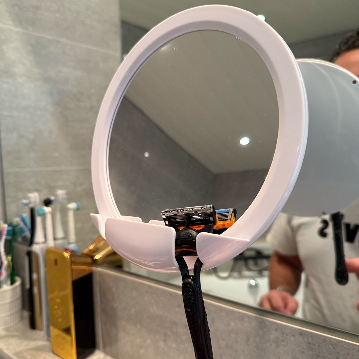 KAIA Douchespiegel - Douche Spiegel Anti-condens met Zuignap, Scheerspiegel - Fogless Shower Mirror - Zwart