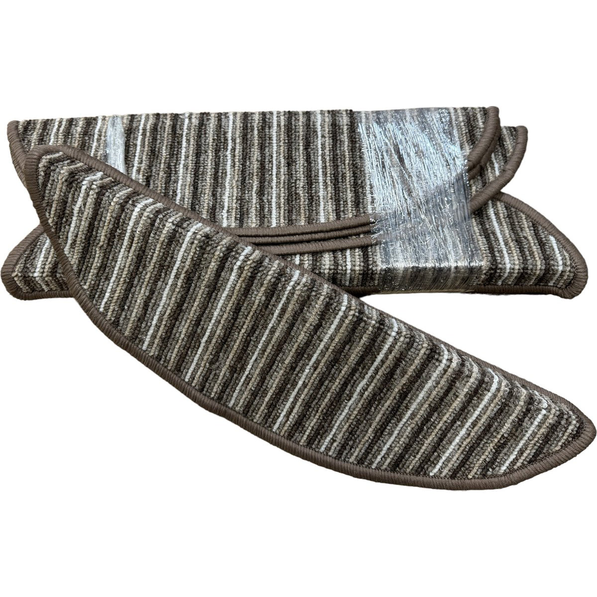 MONOO Trapmatten Set - Bruin - 15 Stuks - 56x17x3cm - Zelfklevende Halve Maantjes voor Trap